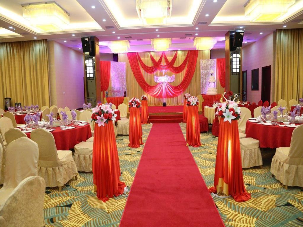 Xiamen Plaza Hotel Exterior photo