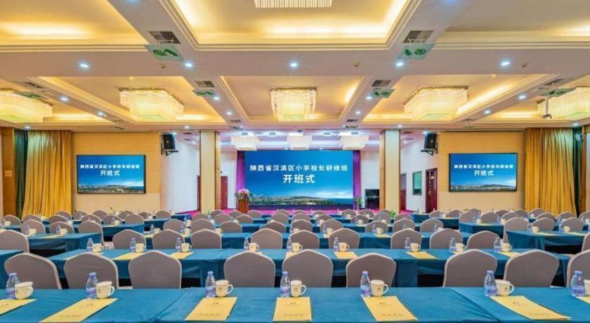 Xiamen Plaza Hotel Exterior photo