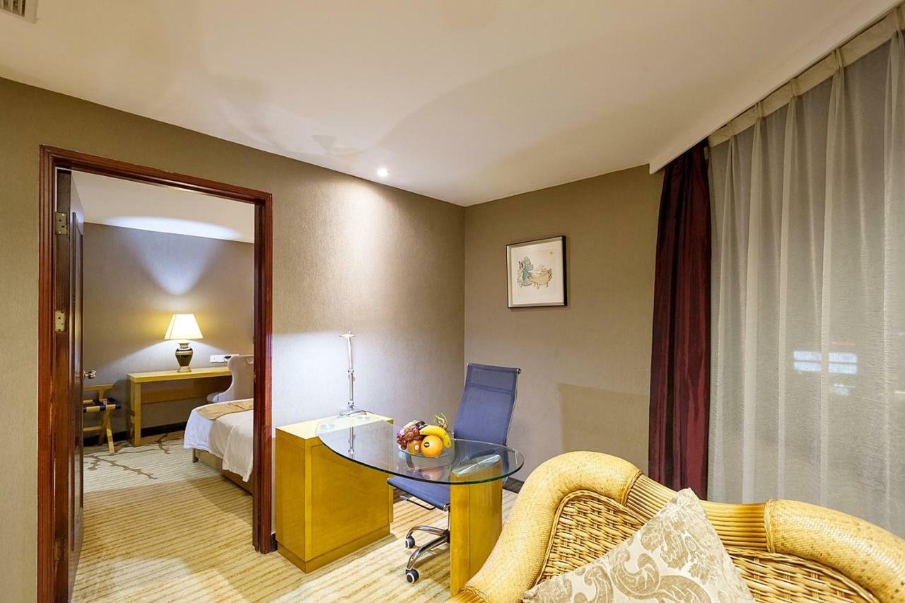Xiamen Plaza Hotel Exterior photo