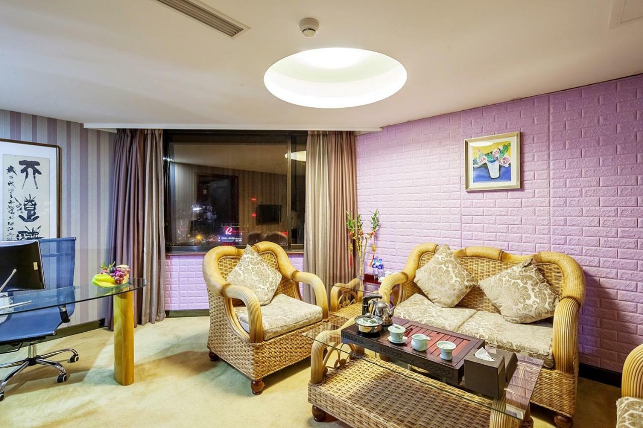 Xiamen Plaza Hotel Exterior photo
